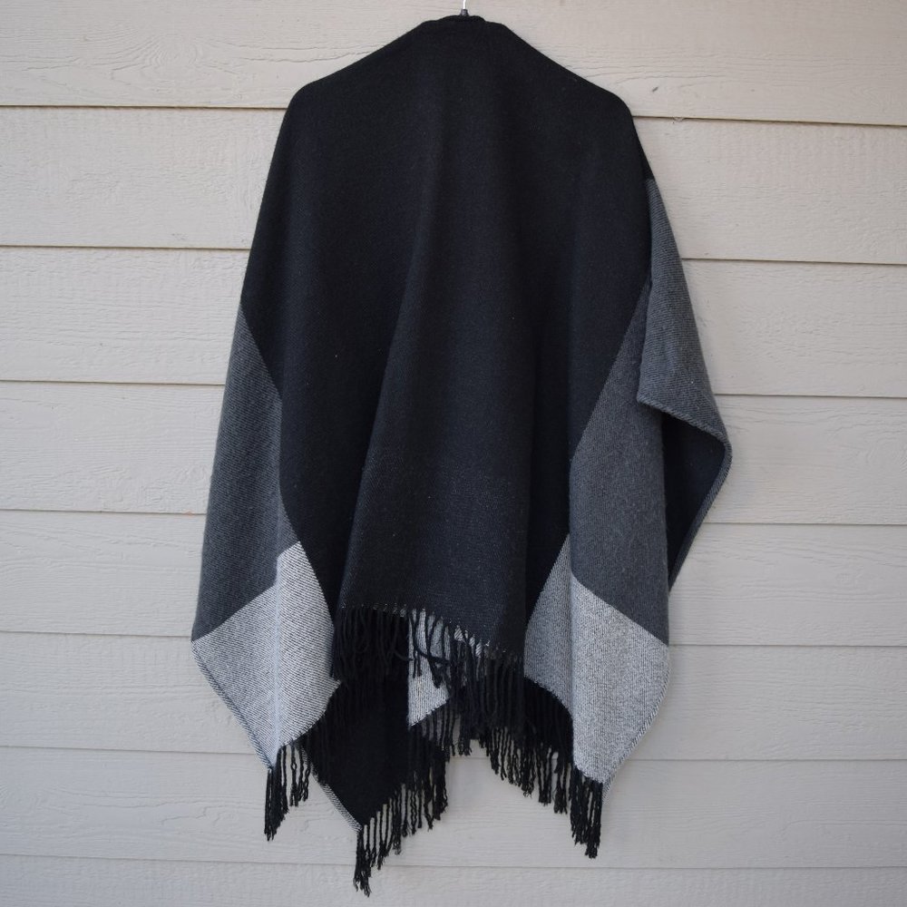 Sweater Wrap - Picture 3 of 6